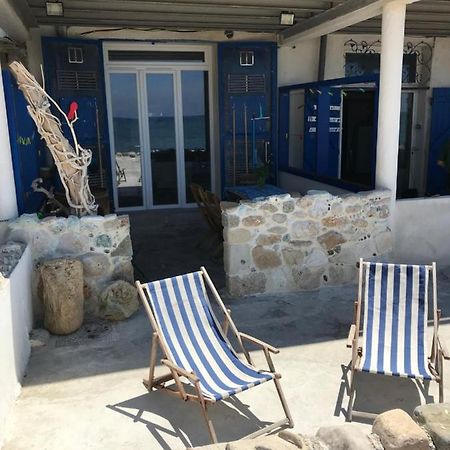 Le Cabanon Bleu Sur La Plage Marseille Kültér fotó